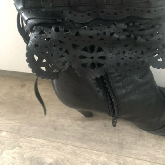 Italian Leather Knee High Boots - Picture 6 of 7